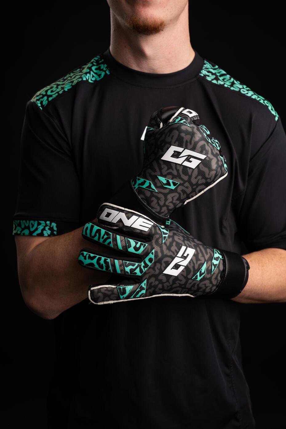 LUVAS ONE GLOVE OG1 MENTALITY MONSTER GRV  