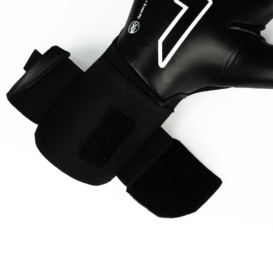 LUVAS RINAT ARIES X PRIME JNR (black)