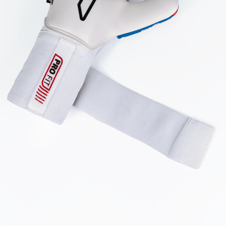 LUVAS RINAT XTREME GUARD DOMINIUS TURF JNR (white)